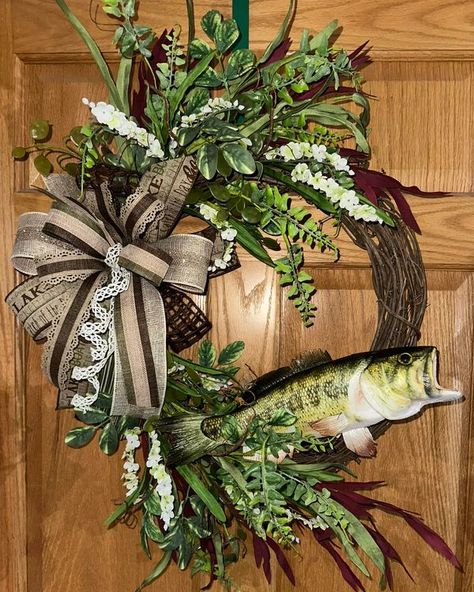 Fishing Wreath Ideas, Wreaths For Christmas, Fishing Wreath, Curly Willow, Diy Wreaths, Wreath Bow, Wreath Ideas, Wreath Decor, Diy Wreath