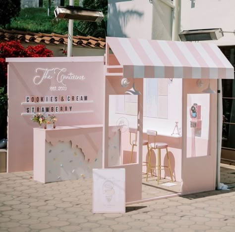 Creative Amme | Branded signage (@creativeamme) • Instagram photos and videos Pink Market Stall, Cute Booth Ideas, Pop Up Decor, Ice Cream Vendor, Clothing Booth, Tradeshow Booth Design, Vendor Booth Display, Ice Cream Place, Event Booth Design