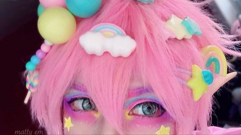 fairy kei, pastel decora, pastel boy © snowbunnyem | ig Decora Kei Boy, Decora Makeup, Fairy Kei Boy, Fairy Kei Aesthetic, Decora Outfits, Pastel Scene, Pop Kei, Pastel Fairy, Kiki Lala