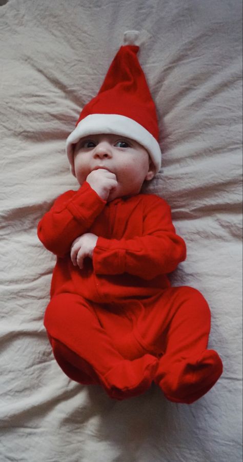 Pajama Pictures, Christmas Newborn, Baby Christmas Photos, Newborn Christmas, Baby Christmas, Christmas Baby, Christmas Photos, Newborn Photography, Elf On The Shelf