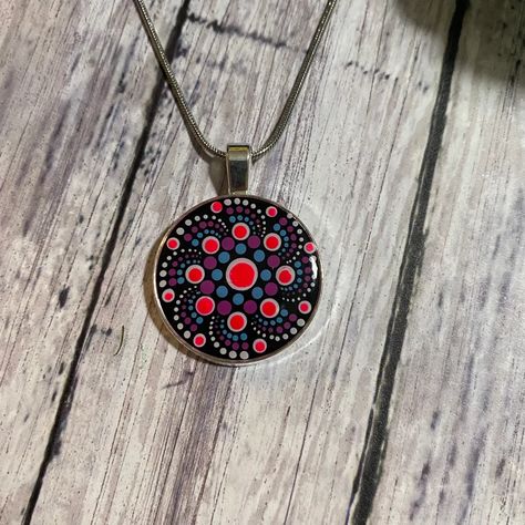 Hand Painted Mandala Pendant Necklace - Etsy Mandala Pendant, Mandela Dot Art, Mandala Jewelry, Painted Mandala, Mandala Design Pattern, Diy Crafts Room, Crafts Room Decor, Mandala Artwork, Hand Painted Jewelry