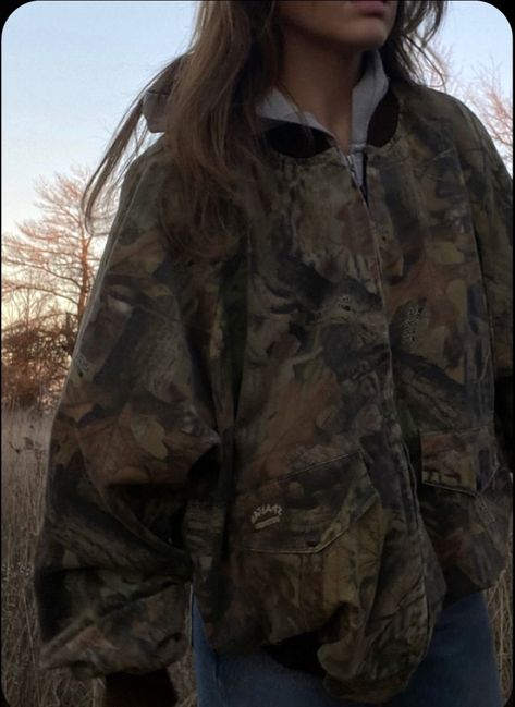 Camo Jacket Outfit, Deadpool And Wolverine, Cowgirl Aesthetic, Camo Outfits, Western Style Outfits, Western Aesthetic, Granola Girl, Camo Jacket, Fall Fits