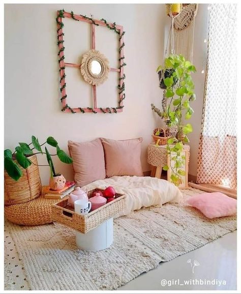 Floor Seating Living Room, Indian Room Decor, Simple Living Room Decor, Colourful Living Room Decor, Meditation Corner, Zen Room, Home Decor Ideas Living Room, Colourful Living Room, Relaxation Room