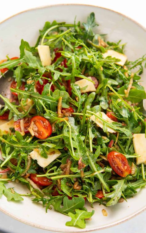 My Rocket Salad is ready in just 5 minutes and uses minimal ingredients, making it the perfect side dish for busy weeknights! Recipes With Rocket, Rocket Salad Recipe, Rocket Recipes, Salad Feta, Arugula Salad Recipes, Rocket Salad, Healthy Side Dish, Light Salad, Salad Dishes