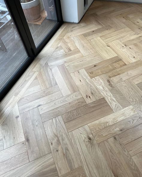 Our latest project in collaboration with @hawkesandson features a breathtaking Double Herringbone wood floor. Every detail is crafted to perfection, adding a touch of luxury to your space. Envision a home where elegance meets artistry. - #parquet #parquetfloors #woodfloors4u #parquetry #woodfloors #woodflooring #woodfloorsdesign #herringbone #instagram #art #home #flooring #interiordesign #homeinspiration Double Herringbone, Home Flooring, Herringbone Wood Floor, Herringbone Wood, Parquetry, Parquet Flooring, Home Reno, Instagram Art, House Inspo