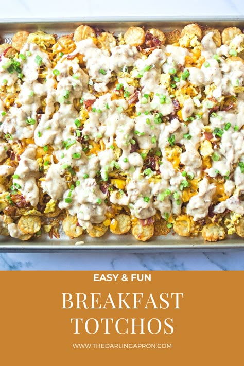 Breakfast Recipes For Large Groups, Breakfast Totchos Recipe, Breakfast Sheet Pan Recipes, Sheet Pan Scrambled Eggs, Breakfast Sheet Pan, Breakfast Totchos, Totchos Recipe, Sheet Pan Eggs, Sheet Pan Breakfast