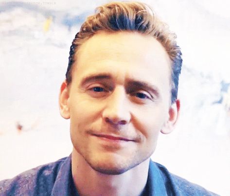 King Tom, Having Twins, Thomas William Hiddleston, In The Hospital, That One Person, How To Have Twins, Tom Hiddleston Loki, Beautiful Inside And Out, I Want Him