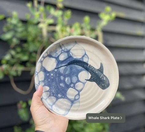 Salt Holder Ceramics, Drawings On Ceramics, Pottery Painting Sea Theme, Jellyfish Pottery Painting, Ocean Inspired Pottery, Painting Ideas On Plates, Shark Pottery Painting, Ocean Pottery Painting, Painted Pottery Designs