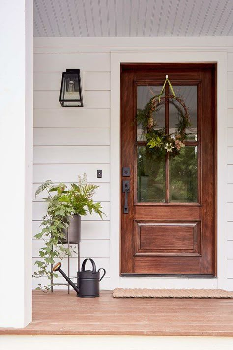 Create a Welcoming Front Door: 7 Ideas - Town & Country Living Welcoming Front Door, House Renovation Projects, Wooden Front Door Design, Stylish Doors, Classic Doors, Wooden Front Doors, Wood Front Doors, Front Door Ideas, Wooden Door Design