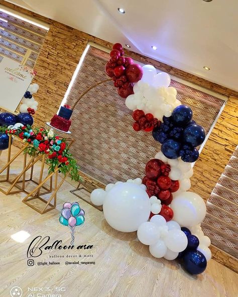 Red White Balloon Arch, Red And Blue Decorations Party Ideas, Red White And Blue Balloon Decorations, Red And Blue Balloon Garland, Red White And Blue Balloons, Red White Blue Balloon Arch, Fourth Of July Balloon Garland, 4th Of July Balloon Decorations, Red White And Blue Balloon Arch