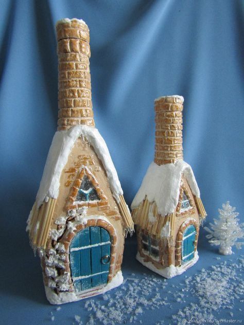 Bottle Art Design, Bottle Decoration Ideas, Clay Fairy House, Bottle Decoration, Pottery Houses, Recycled Glass Bottles, Wine Bottle Art, Glass Bottles Art, Wine Bottle Diy Crafts