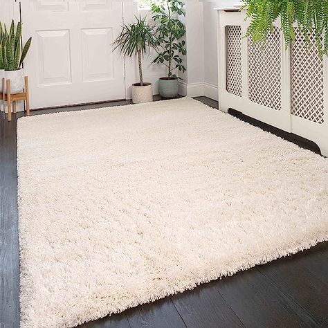 Modern Thick Cream Shaggy Area Rug Dark Ivory Durable Super Soft Fluffy Shag Rugs Living Room Lounge Bedroom 80cm x 150cm White Shaggy Rug, Shag Rug Living Room, Cream Lounge, Nursery Room Rugs, Cream Living Rooms, Hygge Style, Bedroom Mats, Shaggy Rugs, Soft Luxury