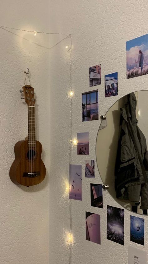 Ukelele On Wall Bedroom, Ukulele Room Decor, Ukulele On Wall, Mirror Room Aesthetic, Ukulele Decoration, Aesthetic Ukulele, Small Room Makeover, Vibe Rooms, Dorm Room Wall Decor