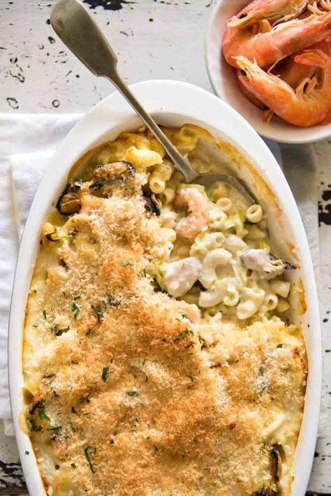 Seafood Gratin Pasta Bake Seafood Gratin, Seafood Pasta Bake, Pasta Bake Recipes, Creamy Seafood Pasta, Seafood Salads, Mixed Seafood, Creamy Seafood, Pasta Bakes, Marinara Recipe