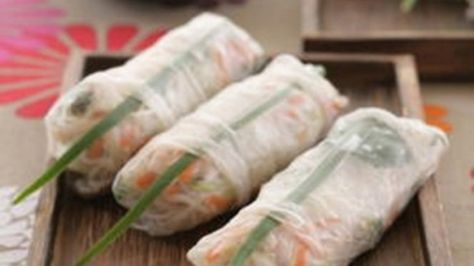 Fresh prawn rice-paper rolls Recipe | Good Food Prawn Rice, Rice Paper Rolls Recipes, Rice Wrappers, Rice Paper Rolls, Duck Sauce, Hoisin Sauce, Paper Rolls, Spring Rolls, Rolls Recipe