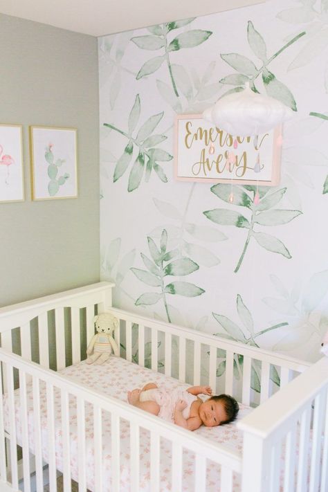 Light Green Nursery, Baby Nursery Inspiration, Tropical Nursery, Fun Nursery, Girl Nursery Room, Green Nursery, Baby Wallpaper, Baby Room Design, Nursery Baby Room