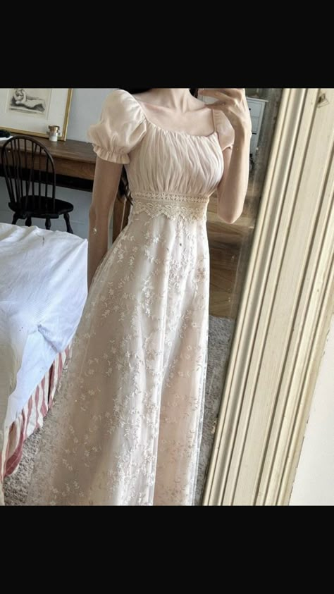 Soft Feminine Outfits, Feminine Outfits, Soft Feminine, Fairytale Dress, Dream Dresses, Feminine Outfit, Pretty Clothes, Dress Inspo, Mode Vintage