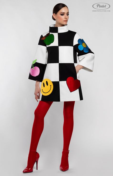 Combined straight short op-art thick cotton mini-coat decorated with bright colored patches. Shortened straight sleeve. Stand collar. Hidden pins in front. Side seem pockets. On the photo: model is wearing a size S and is 176 cm. Pop Art Style Fashion, Mini Coat, Pop Art Fashion, Photo Model, Funky Fashion, Bright Colored, 1960s Fashion, 60s Fashion, Op Art