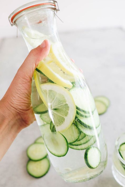 Discover the secret to making the most refreshing cucumber water ever! Our exact ratios in this Cucumber Water Recipe will leave you feeling hydrated and revitalized, the way nature intended. The Healthy Maven has got your back on achieving that ultimate hydration! Cucumber Water Recipe, Cucumber Water Benefits, Cucumber Lemon Water, Water Health Benefits, Healthy Heart Tips, Vanilla Protein Shakes, Water Health, Cucumber Water, Spa Water