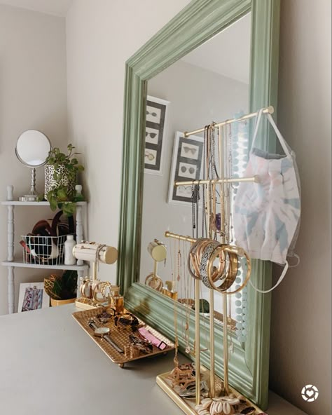 Feminine Dresser Decor, Home Decor Amazon Finds, Dark Living Room Ideas, Decor Amazon Finds, Dark Living Room, Home Decor Amazon, Bathroom Green, Girl Vibe, Framed Wall Mirror