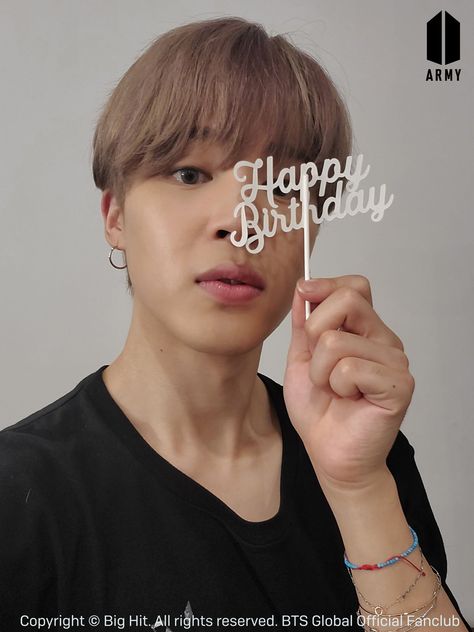 ARMY ROOM on Twitter: "201013 | WEVERSE HBD HAPPY JIMIN DAY! October 13, 2020! Happy Birthday to JIMIN… " Happy Jimin Day, Jimin Birthday, Army Room, Park Ji Min, Jimin Fanart, Park Jimin Cute, Park Jimin Bts, Foto Bts, Bts Photo