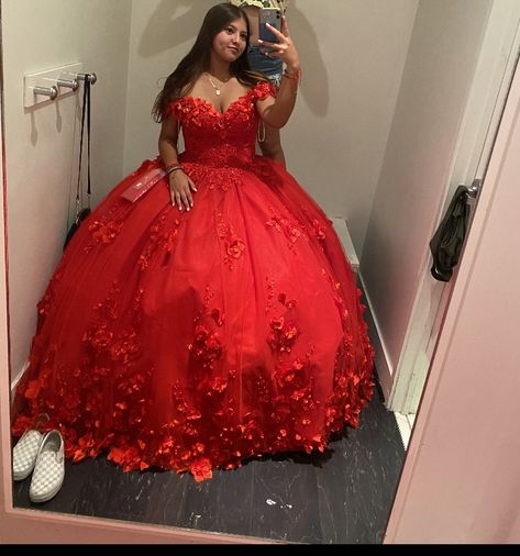 Red 15 Dresses, Red 15 Dresses Quinceanera, Red Quince Dress, Red Quinceanera Ideas, Pastel Prom Dress, Quinceanera Stuff, Quince Stuff, Vestido Charro, Quincenera Dresses