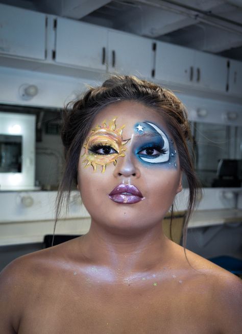 Sun And Moon Makeup, Moon Makeup, Night Hairstyles, Avant Garde Makeup, Makeup Class, Twelfth Night, Sun And Moon, Sun Moon, Face Paint