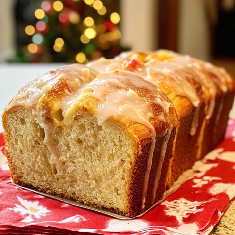 Christmas Eggnog Bread – Full Recipe Egg Nog Loaf Cake, Winter Baked Goods Recipes, Christmas Eggnog Bread, Eggnog Bread Recipe, Eggnog Bread Pudding, Christmas Bread Recipes, Eggnog Bread, Christmas Eggnog, Creamy Eggnog