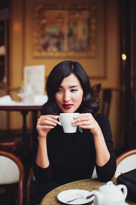 LOCATION: PARIS Zara Singlet and Skirt / Jimmy Choo Heels / Mulberry Bag / Jennifer Zeuner Necklace and Ring Gary Pepper Girl, Gary Pepper, Holiday Party Hair, Career Girl Daily, Nicole Warne, Successful Blogger, Women Lipstick, Career Girl, Sipping Coffee