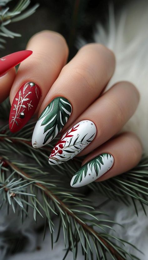 Fancy Christmas Nail Designs, Classy Nail Art Ideas, Festive Nail Designs, Theme Board, Heart Nail Designs, Sassy Nails, Nail Designs Tutorial, Christmas Nails Easy, Cute Christmas Nails