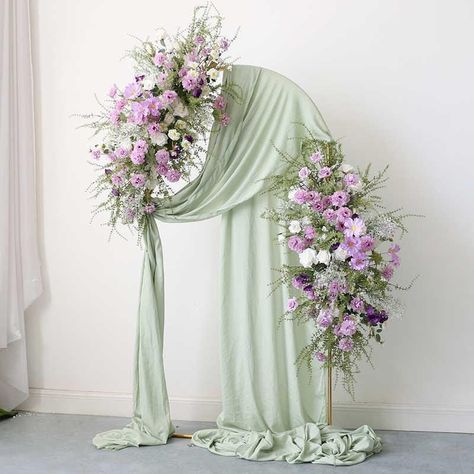 Purple And Green Backdrop, Purple Arch Wedding, Arches With Flowers, Floral Wedding Arches, Floral Arch Backdrop, Arch Flowers Wedding, Dekorasi Wedding, Corner Decoration, Small Weddings Ceremony