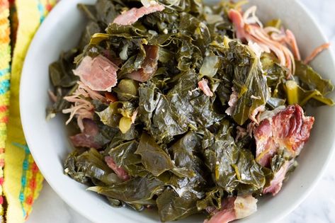 Southern Style Pressure Cooker Collard Greens Recipe - My Forking Life Pressure Cooker Collard Greens, Instant Pot Collard Greens Recipe, Instant Pot Collard Greens, Cooking Collard Greens, Southern Style Collard Greens, Instant Pot Veggies, Smoked Turkey Wings, Southern Collard Greens, Collard Greens Recipe