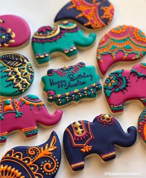 Mehndi Cookies, Diwali Henna, Henna Cookies, Mehndi Cake, Holi Theme, Indian Cookies, Aladdin Art, Eid Ideas, Cookies Decoration