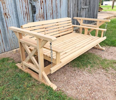 Wood Yard Art, Farm Gate, Carpentry Projects, Barrel Furniture, Patio Inspiration, Woodworking Inspiration, Home Stairs Design, Outdoor Furniture Plans, Diy Greenhouse