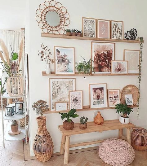 Design Ložnic, Gallery Wall Inspiration, Gallery Wall Living Room, Interior Plants, Boho Room, Boho Chic Decor, Boho Living Room, Inspiration Wall, Room Inspiration Bedroom