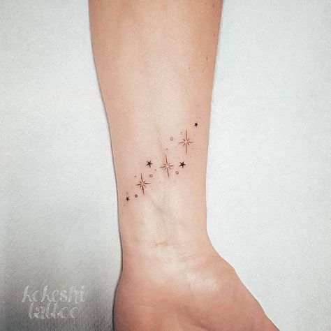 Best Star Tattoos For Women, Star Memorial Tattoo, Delicate Wrist Tattoo, Star Hand Tattoos For Women, Star Wrist Tattoos For Women, Stars Wrist Tattoo, Side Of Hand Tattoos For Women, Star Wrist Tattoo, Star Tattoos For Women