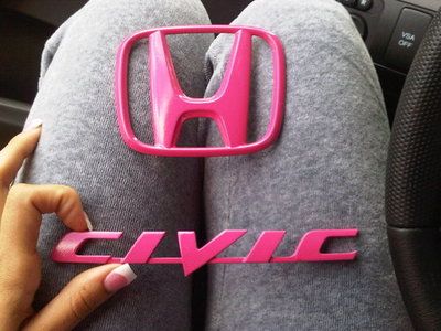 Pink ! for the ladies Pink Honda, Honda Civic 2008, Honda Civic Accessories, Honda Accessories, Honda Civic Car, 2008 Honda Civic, Pink Car Accessories, Civic Car, Girly Car Accessories