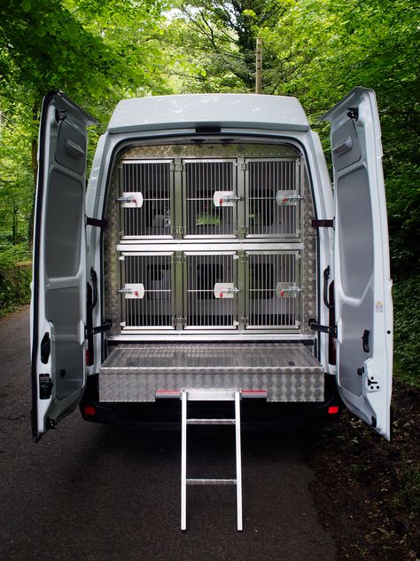 6 kennel Dog Training Vehicle Animal Transport Vehicle, Dog Transport Van, Dog Breeding Kennels, Dog Boarding Ideas, Dog Daycare Business, Dog Van, Cheap Dog Kennels, Dog Transport, Pet Taxi