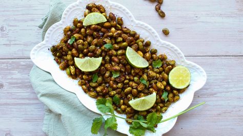 Air Fryer Chili, High Fibre Desserts, Edamame Snack, Dash Recipes, Roasted Edamame, Dash Recipe, Healthy Grains, Chili Lime, Easy Snack Recipes