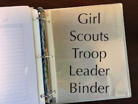 Girl Scout Leader Binder, Scout Organization, Brownie Activities, Girl Scout Brownies Meetings, Junior Girl Scout Badges, Girl Scout Daisy Activities, Girl Scout Meeting Ideas, Girl Scout Mom, Daisy Ideas