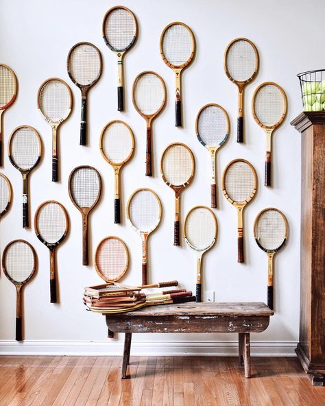 Vintage Sports Decor, Vintage Tennis Racket, Vintage Kids Room, Koti Diy, Vintage Lockers, East Coast Style, Game Room Bar, Apartment Decorating On A Budget, Ranch Decor