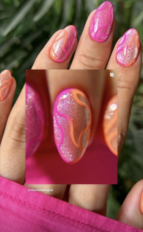 Disco Nails 70s, Disco Nails Designs, Nails 70s, Types Of Nails Shapes, Disco Nails, Minimal Nails Art, Minimal Nails, Simple Nail Art Designs, Short Acrylic Nails Designs