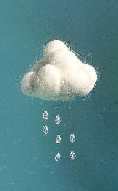 Tovad Ull, Cotton Clouds, Quilled Creations, 3d Figures, Rain Clouds, Drop Beads, Rain Drops, Felt Crafts, Needle Felting