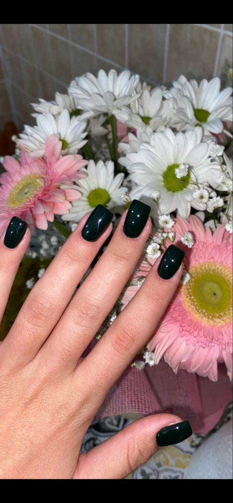 Dark green nails, square nails. Flowers, green Dark Green With Black Nails, Dark Green Acrylic Nails Square, Dark Green Flower Nails, Square Dark Green Nails, Dark Green Nails Square, Square Nails Flowers, Dark Green Crocodile Nails, Green Nails Square, Nails Flowers