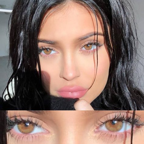 @godess.kylie on Instagram: “Kylie's eyes are so beautiful!!!!😍😍” Kylie Jenner Eye Color, Kylie Jenner Nose, Kendall Jenner Without Makeup, Kendall Jenner Eyes, Kylie Jenner Eyes, Kylie Jenner Face, Kylie Jenner Makeup Look, Kylie Jenner Lashes, Kylie Jenner Photoshoot