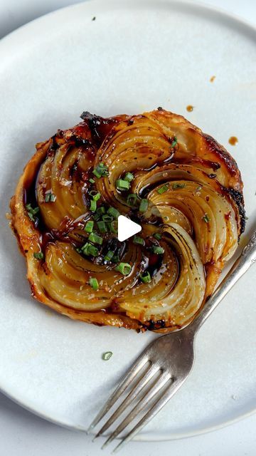 Onion Tarte Tatin, Onion Tarte, Caramelised Onion Tart, Onion Flower, Thyme Salt, Onion Tart, Puff Pastry Tart, Best Butter, Savory Tart