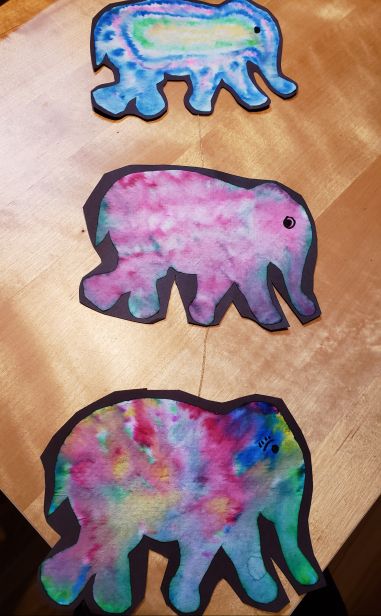 Elephant Art Activities For Preschool, Zoo Themed Art For Preschool, Elephant Kindergarten Activities, Zoo Animals Preschool Art, Elephant Art Activity, Elefant Craft Preschool, Jungle Safari Crafts For Preschool, Africa Crafts For Toddlers, Elephant Art For Toddlers