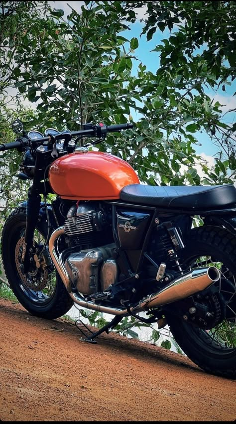 Orange Crush interceptor Modified Gt Interceptor Bike, Interceptor 650 Modified, Bullet Modified, Royal Enfield 650, Sparrow Wallpaper, Jack Sparrow Wallpaper, Royal Enfield Interceptor 650, Gt Bikes, Royal Enfield Interceptor