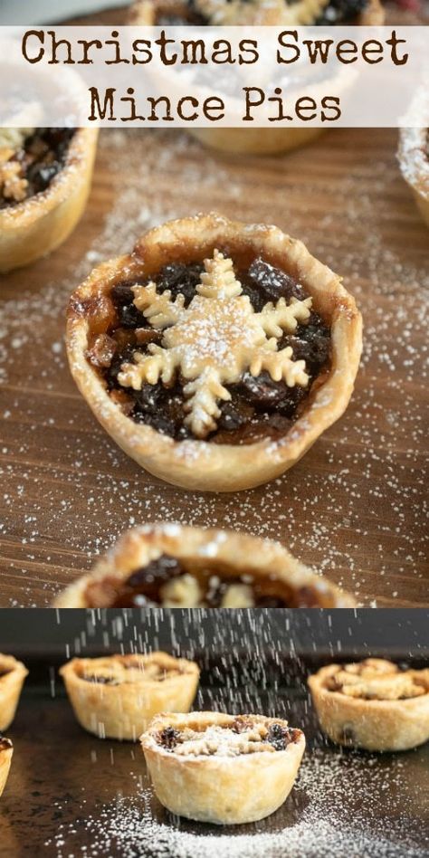 Minced Meat Tarts, Christmas Baking Uk, Mince Meat Tarts, Minced Pies Christmas, Dried Fruit Dessert, Minced Meat Recipes Pies, Christmas Fruit Pie, British Christmas Cookies, Mini Christmas Pies