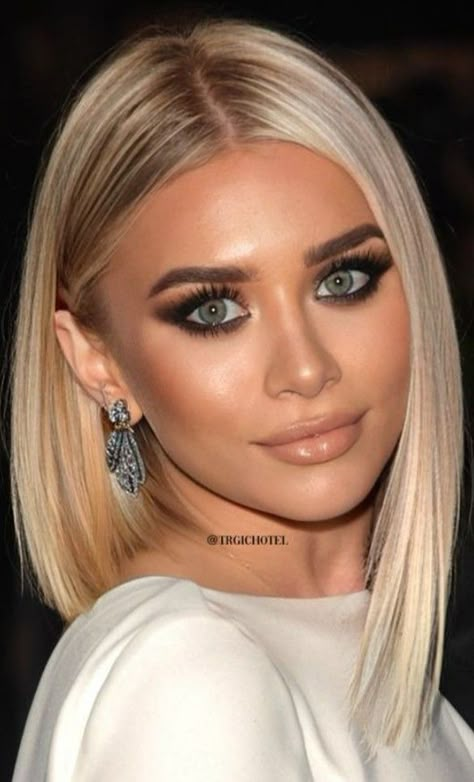 Eye Shadow For Blondes, Edgy Short Blonde Hair, Night Out Hairstyles For Short Hair, Contouring Blond, Olsen Hair, Headshot Makeup, Bright Blonde Hair, Blonde Hair Makeup, Short Blonde Hair